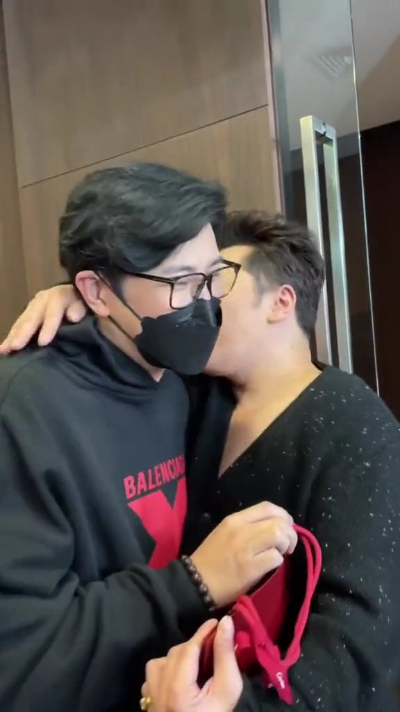 หนุ่ม กรรชัย ให้ของขวัญวันเกิดกับมดดำ